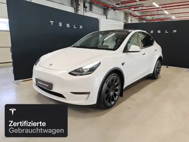 Tesla Model Y Long Range AWD