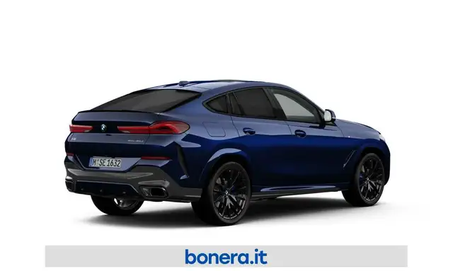 BMW X6 view 2