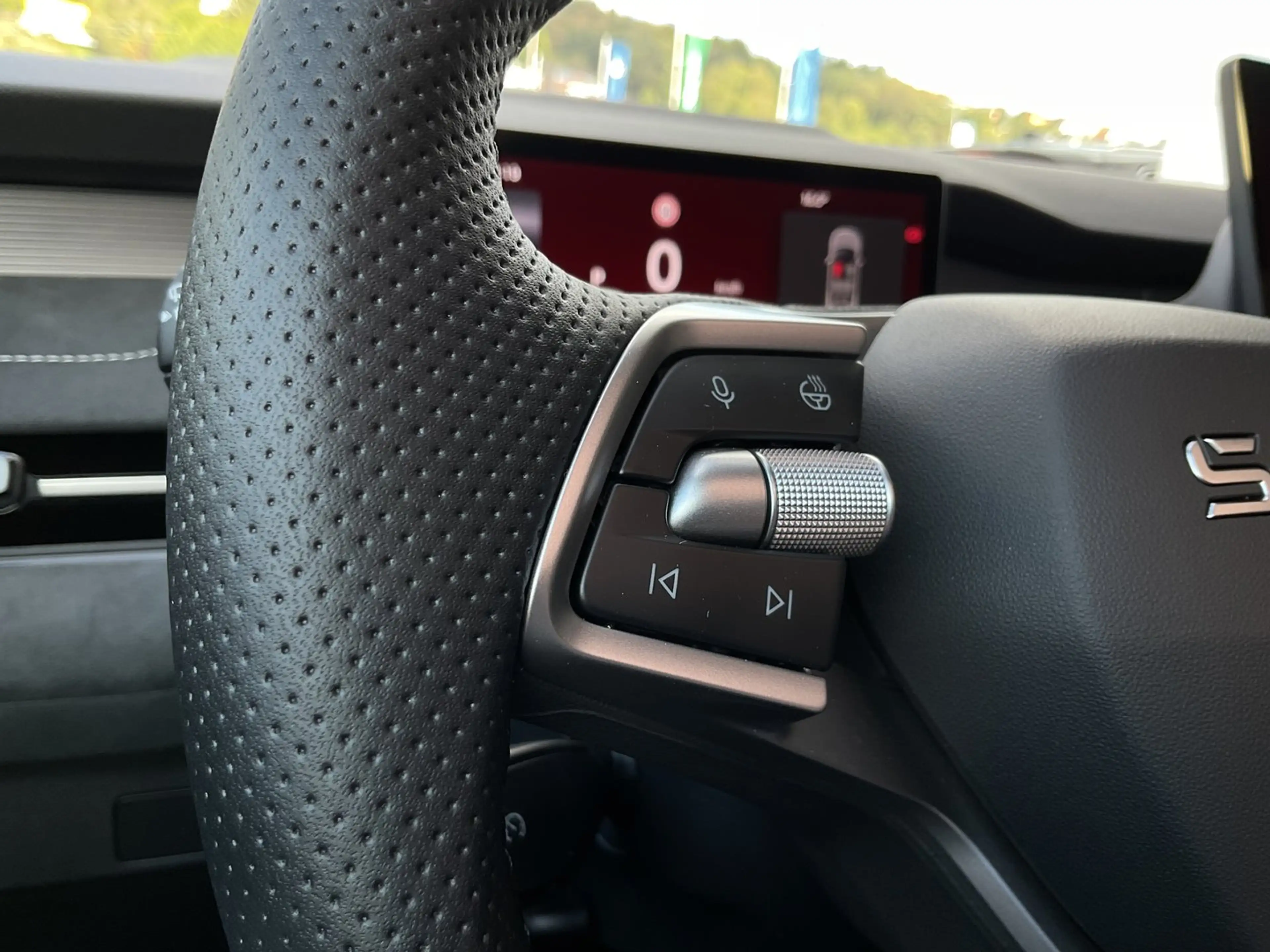 Skoda Peaq Sportline 90x — photo 14