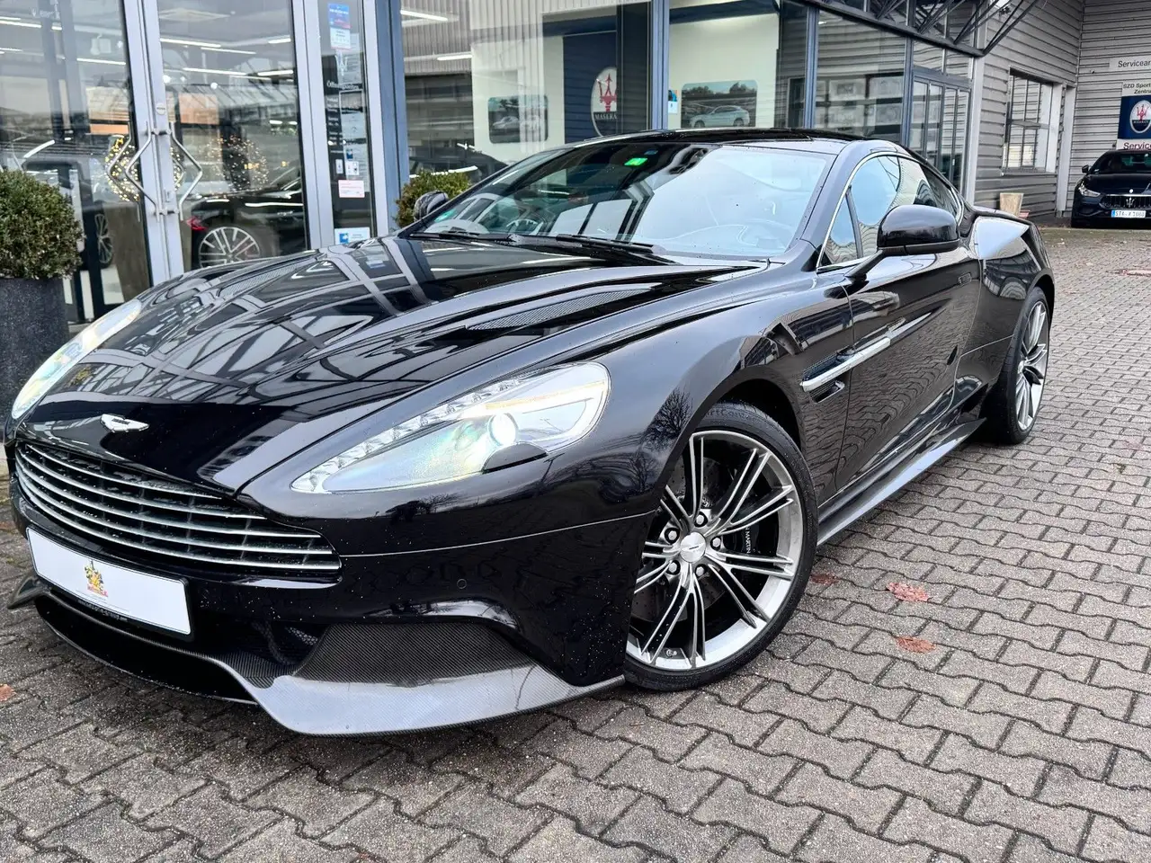 Aston Martin Vanquish