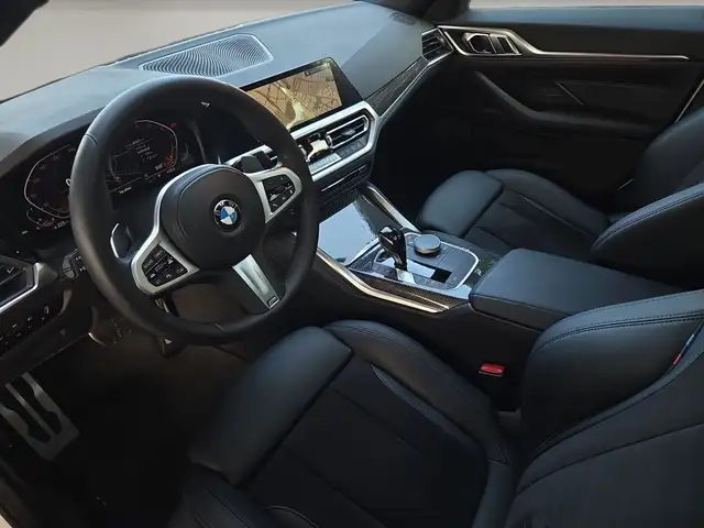 BMW 4 Series view 16