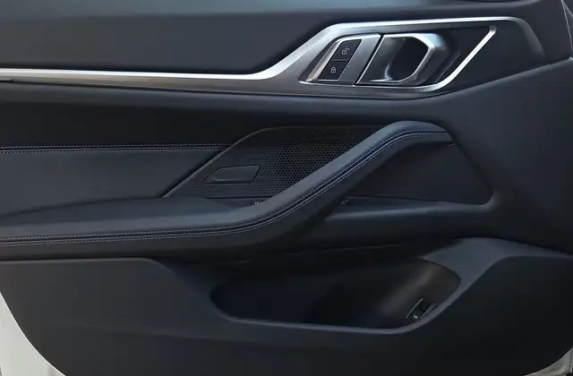 BMW 4 Series view 15