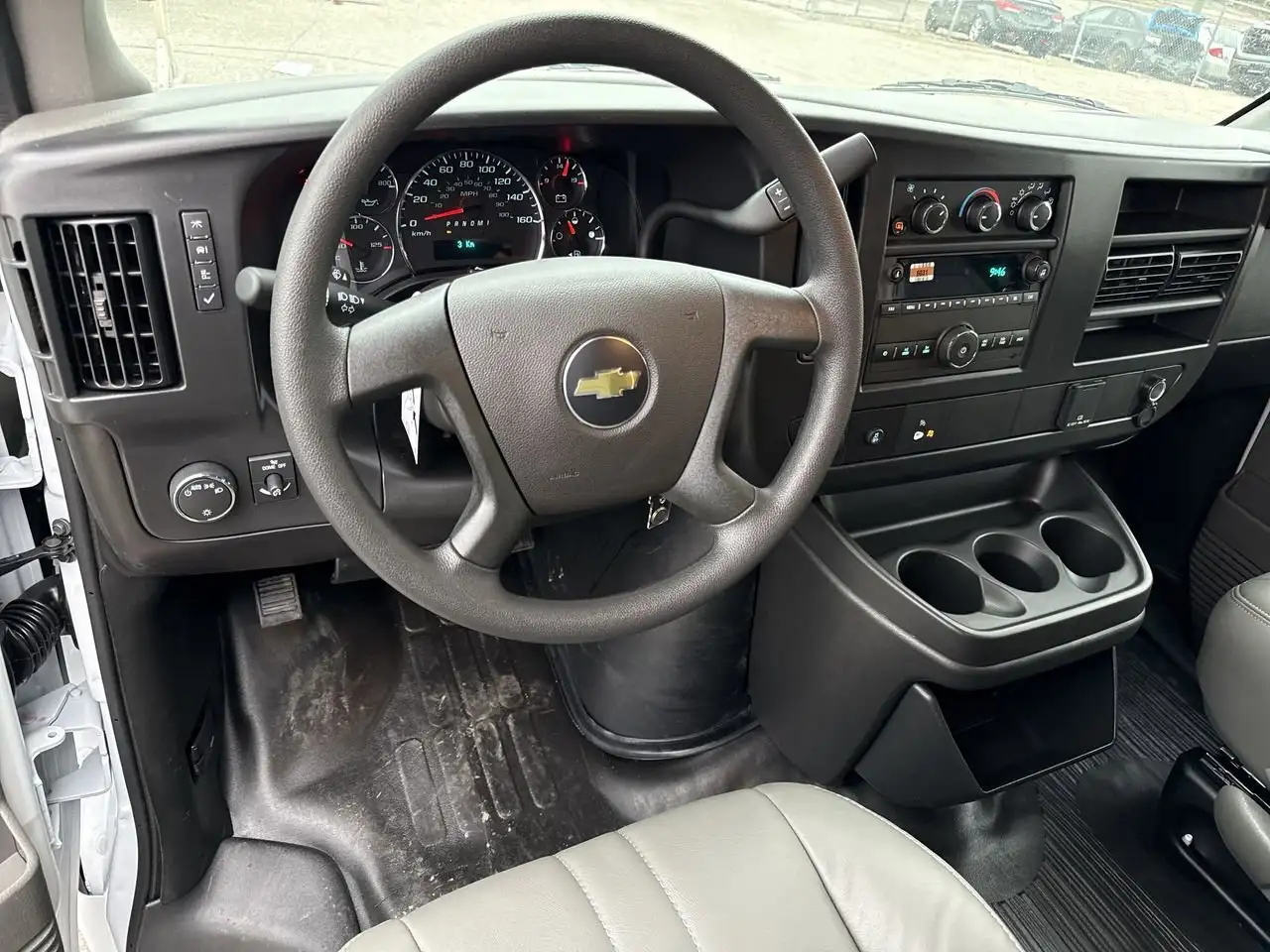 Chevrolet Express 2500 снимка Chevrolet Express 2500