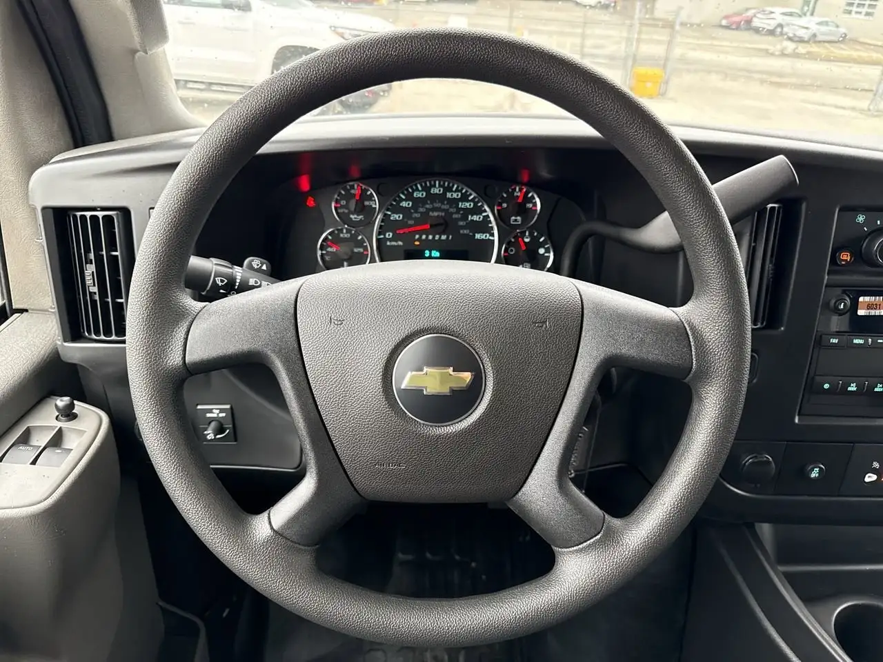 Chevrolet Express 2500 снимка Chevrolet Express 2500