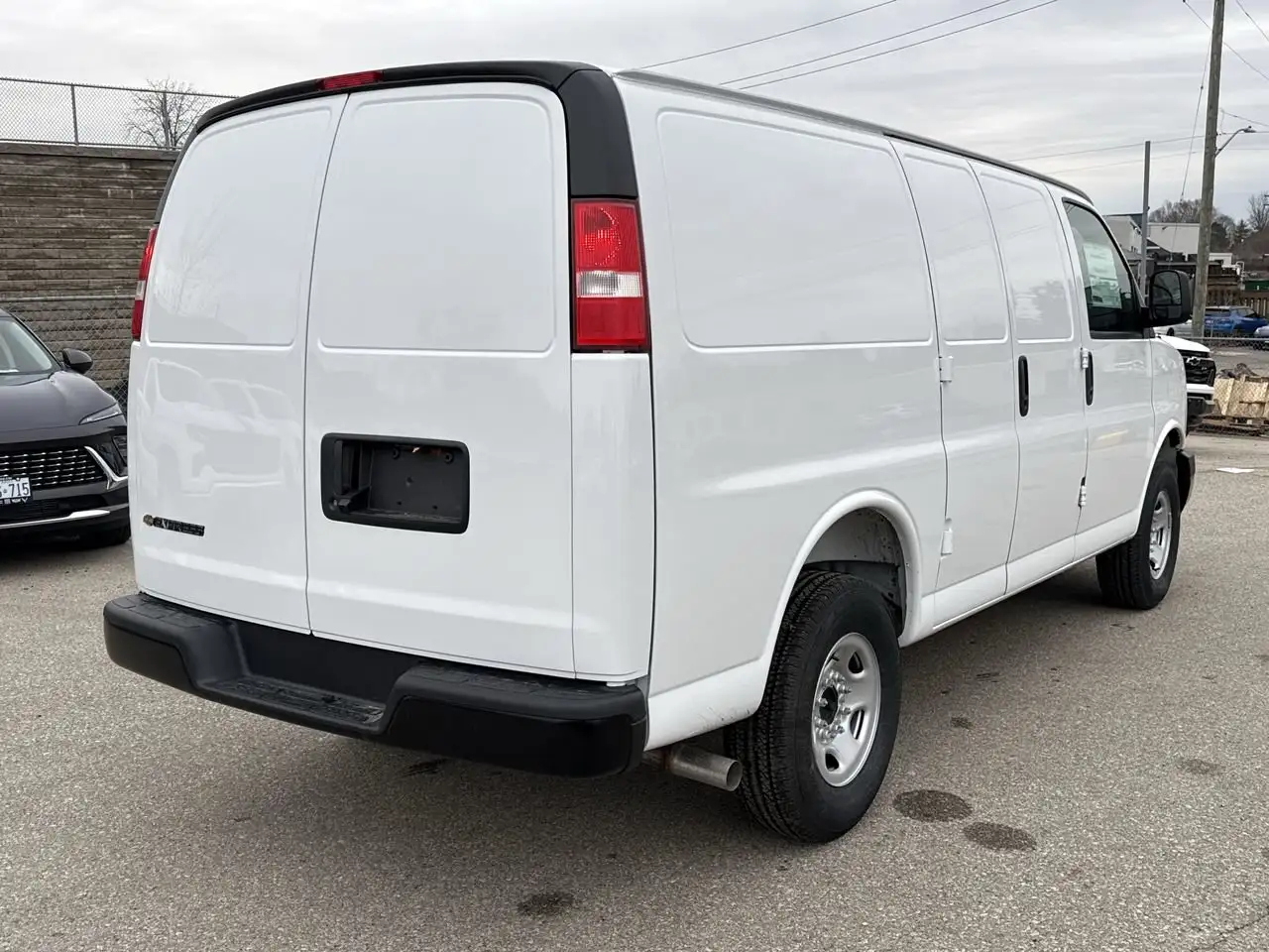 Chevrolet Express 2500 снимка Chevrolet Express 2500
