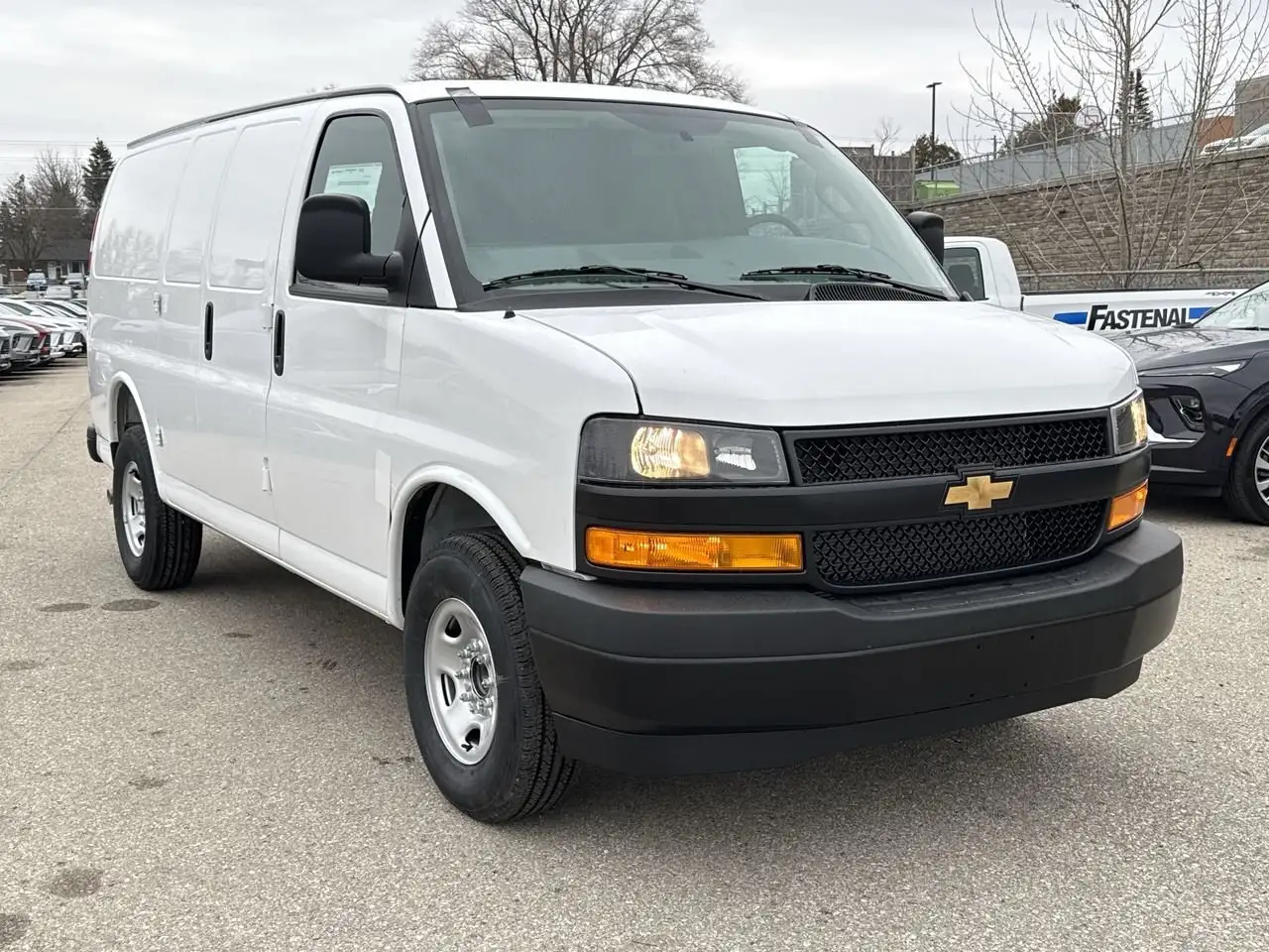 Chevrolet Express 2500 снимка Chevrolet Express 2500