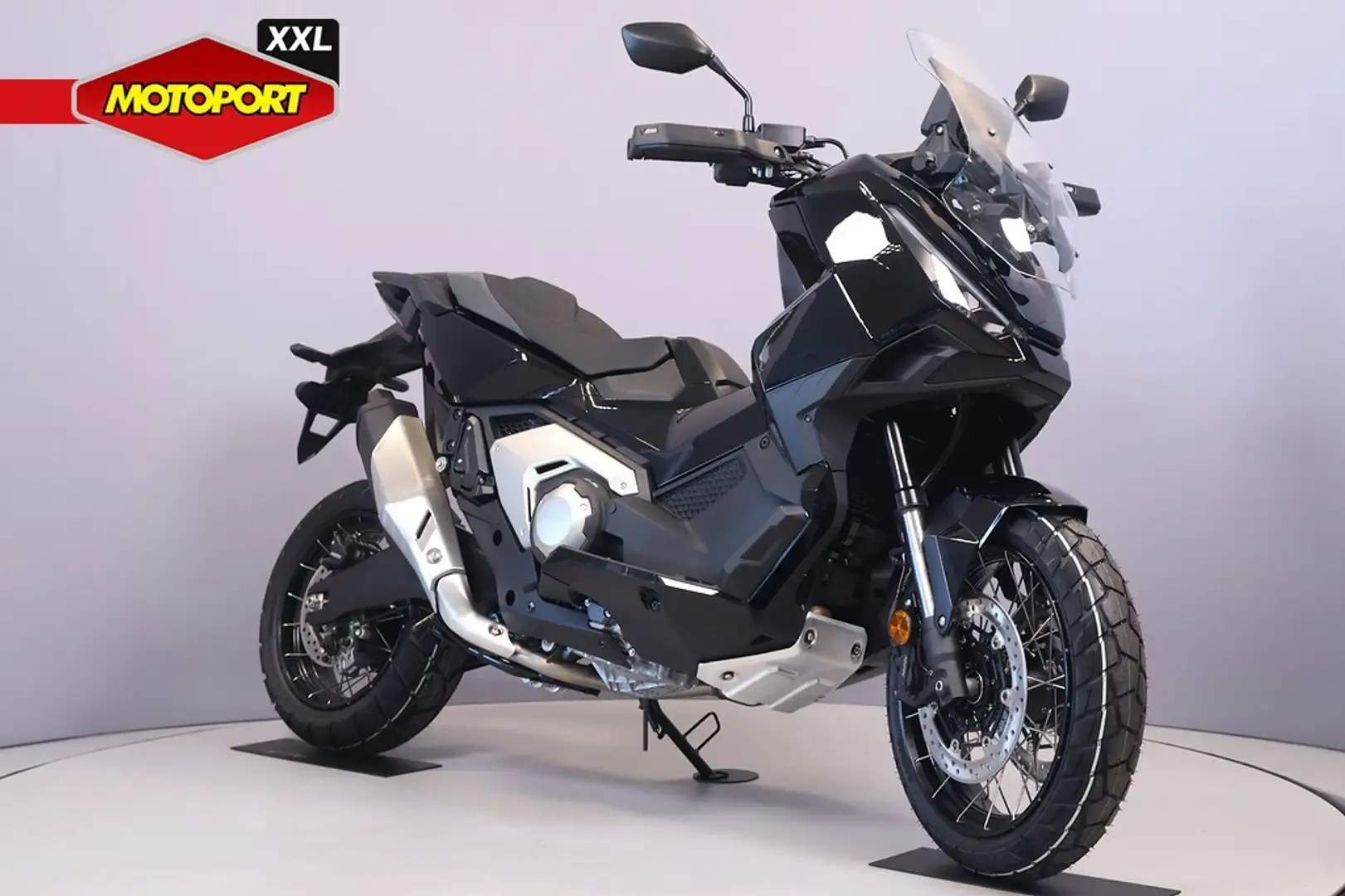 Honda X-ADV 750 Negro - 2