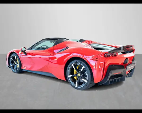 Ferrari SF90 Spider view 9