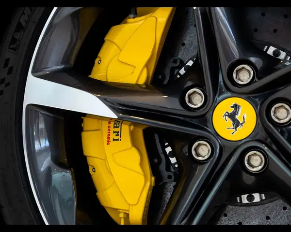 Ferrari SF90 Spider view 13