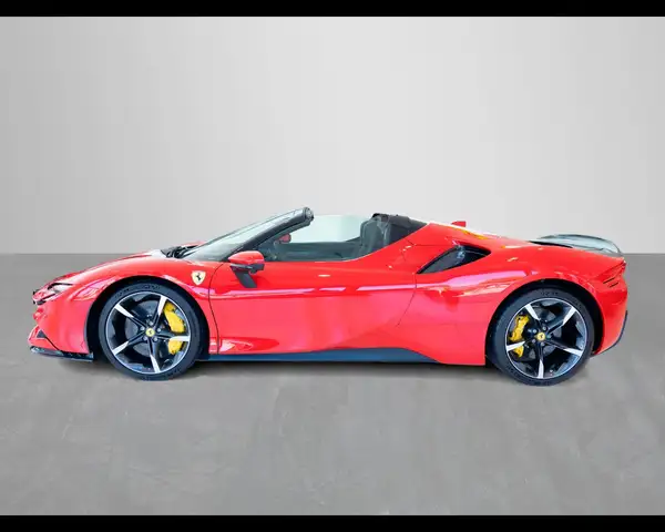 Ferrari SF90 Spider view 3