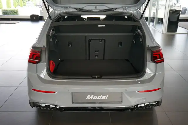 Volkswagen Golf view 5