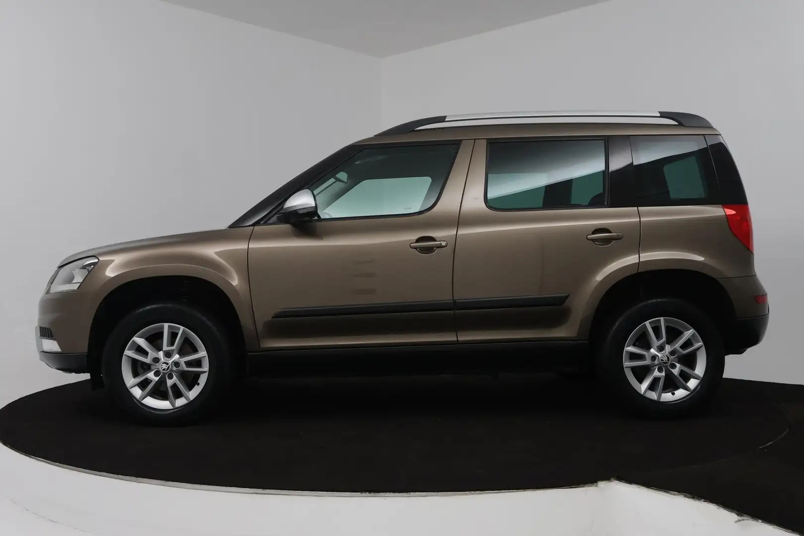 Skoda Yeti Outdoor 1.4 TSI Greentech Ambition (STOELVERWARMIN Bruin - 2