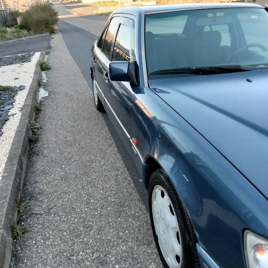 Mercedes-Benz E 200 16v sport line - 2