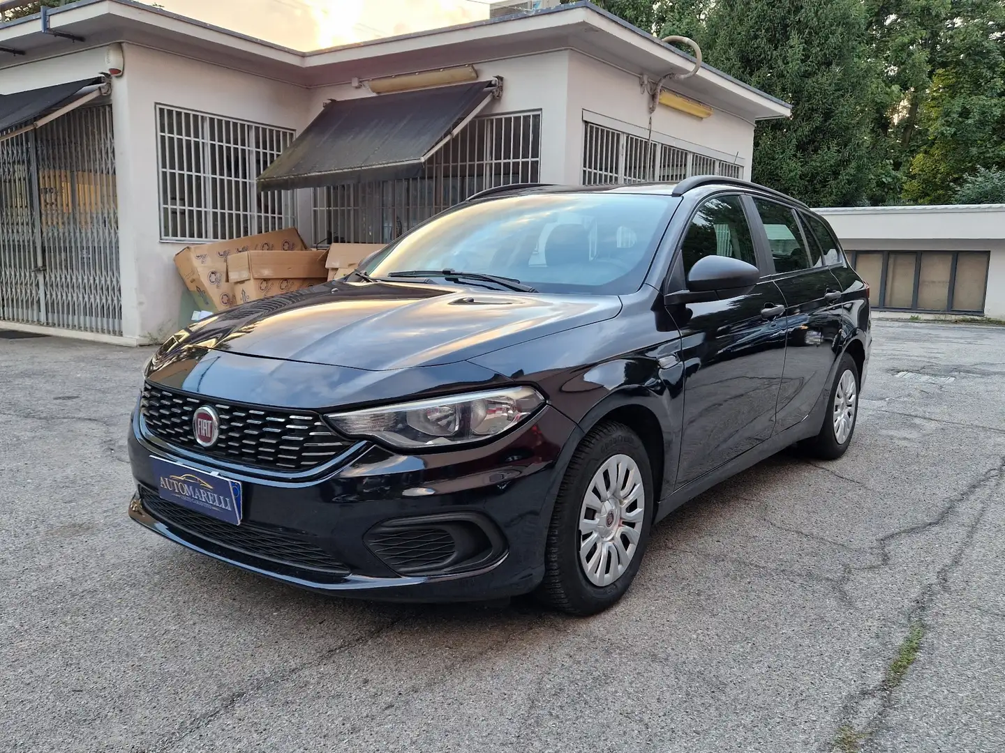 Fiat Tipo SW 1.4 Easy 95cv Noir - 1
