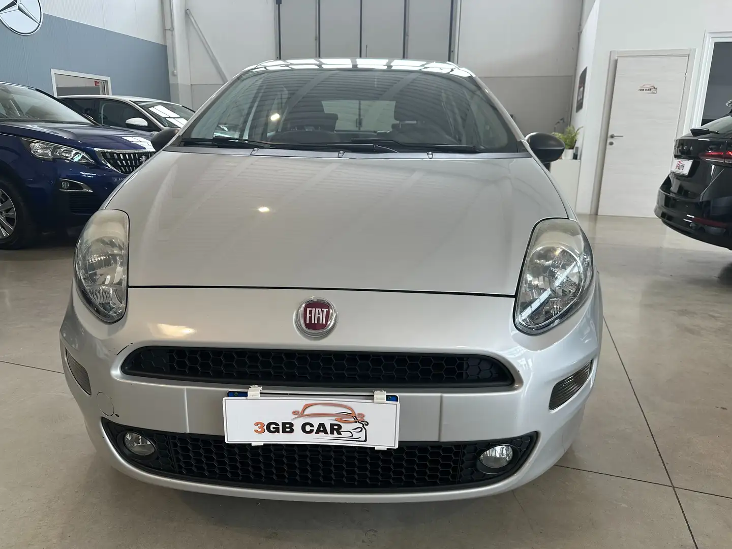Fiat Punto Punto III 2012 5p 1.3 mjt Street s Gris - 2