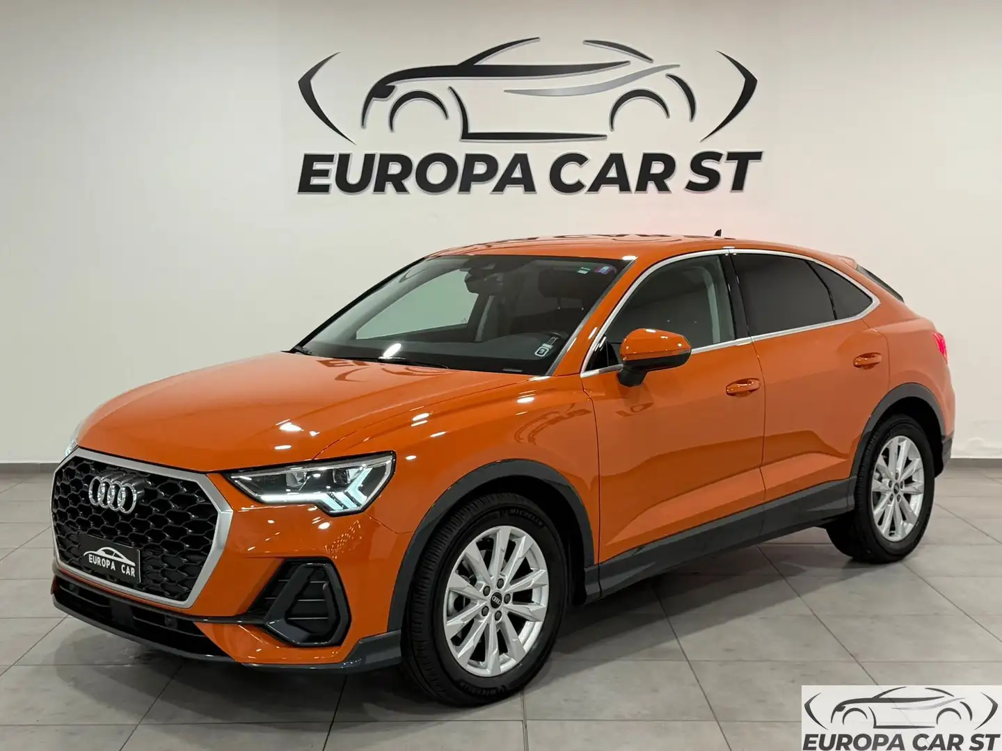 Audi Q3 Q3 SPB 35 TFSI S tronic Business Plus Orange - 1