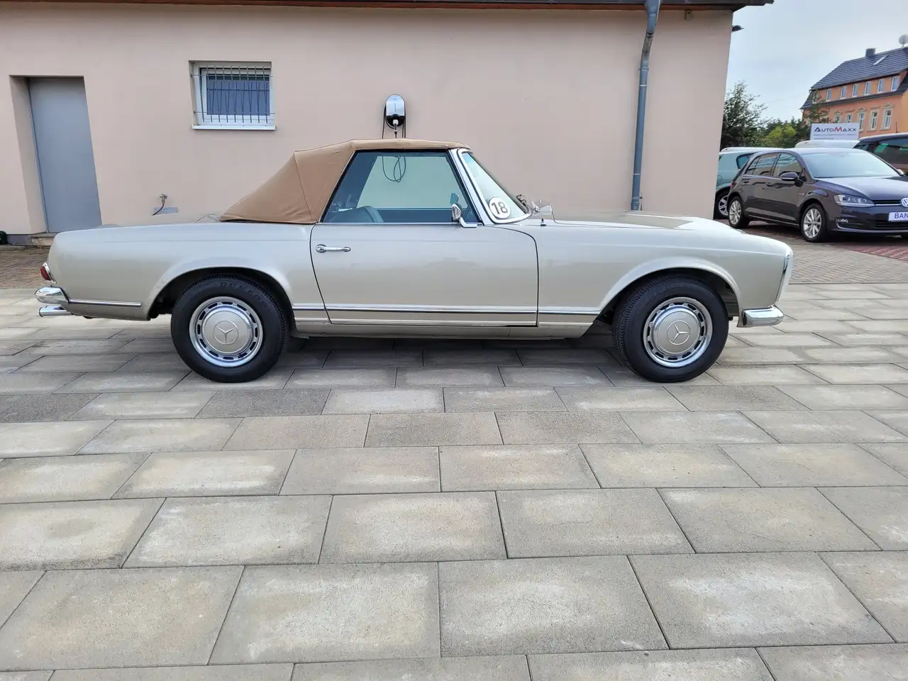 Mercedes-Benz SL 280 Pagode, foto 6
