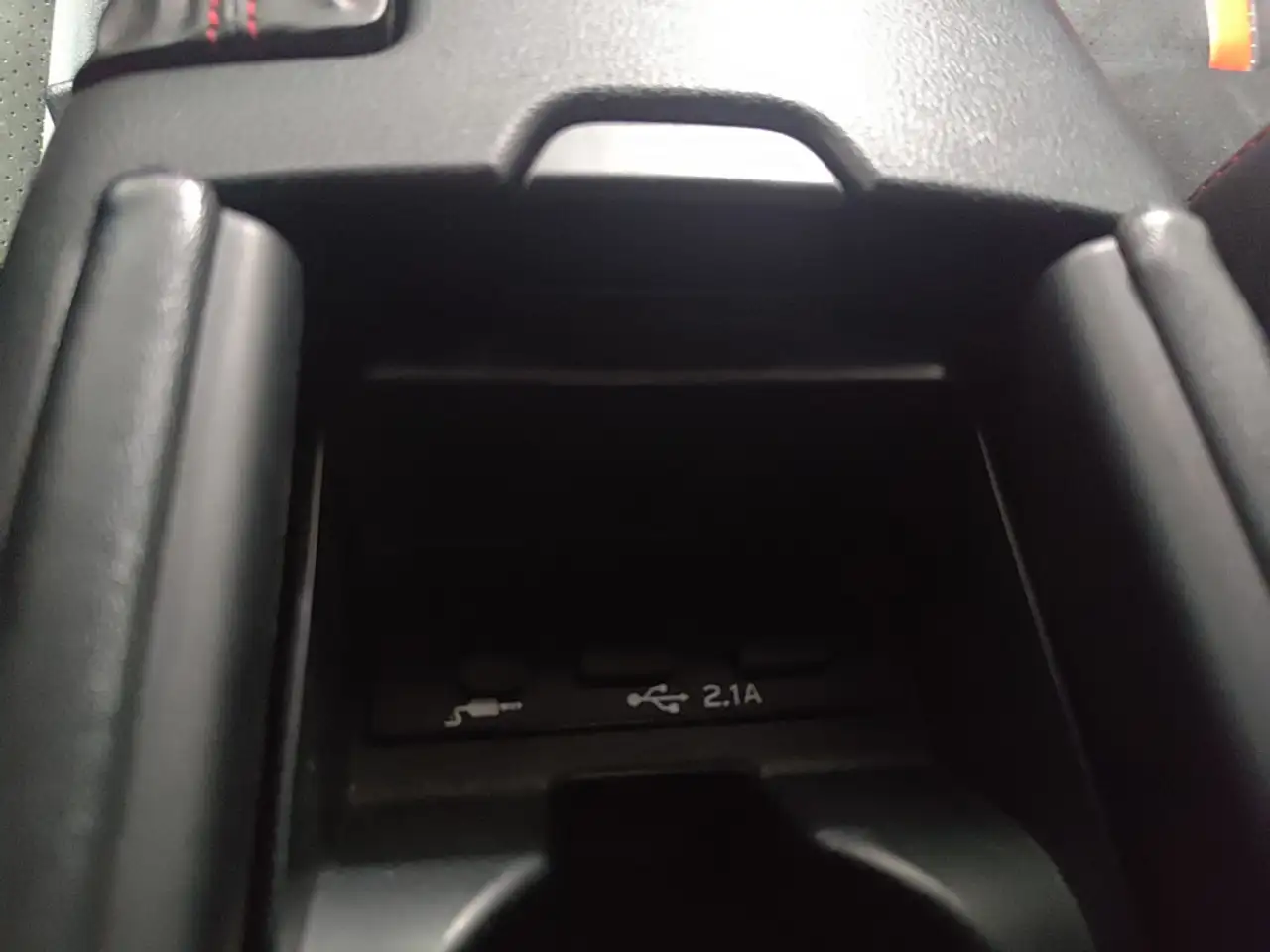 Subaru BRZ снимка Subaru BRZ