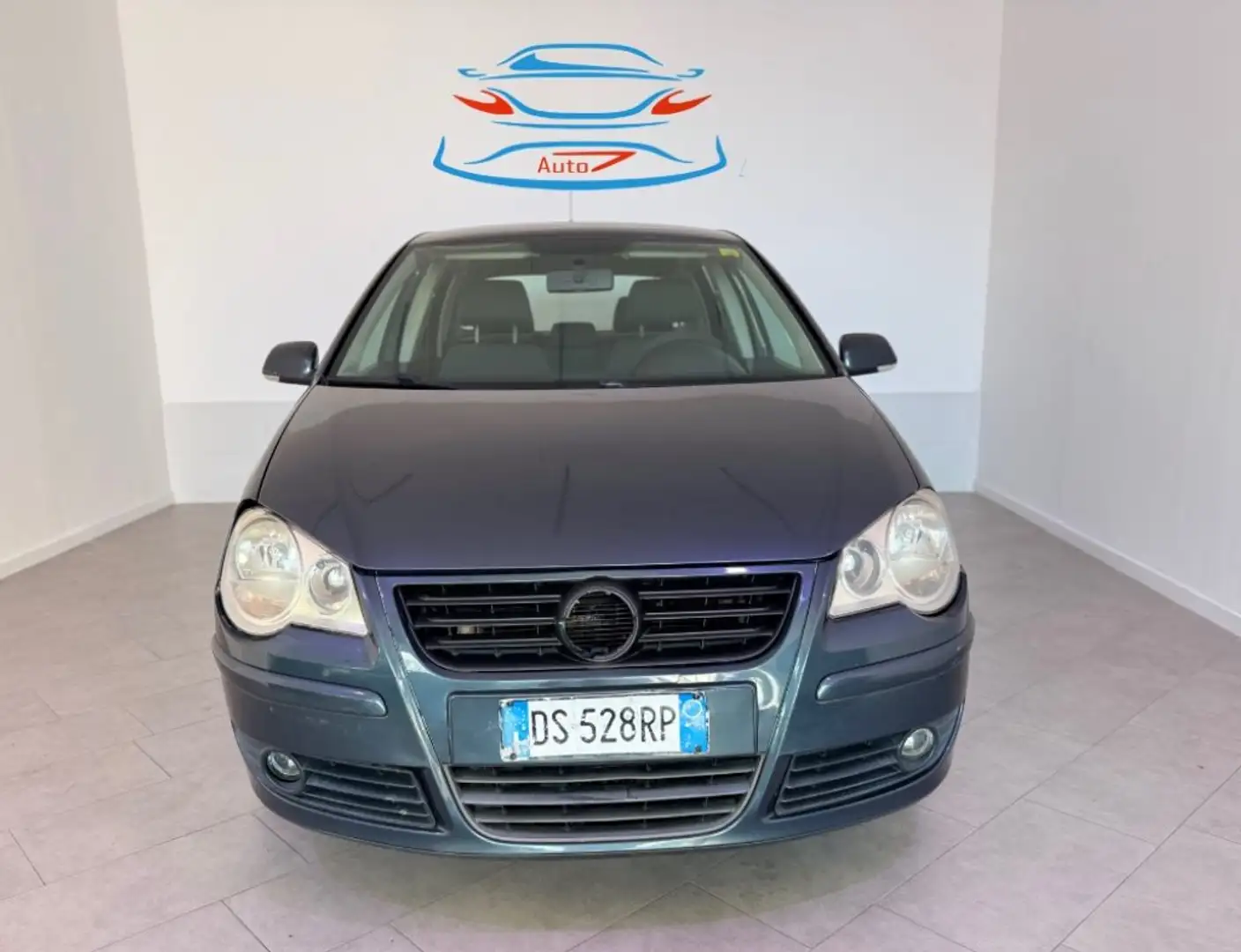 Volkswagen Polo 1.4/80CV 16V 5p. Comfort. BiFuel G Grigio - 1