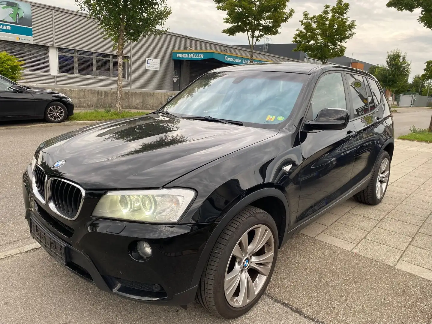 BMW X3 xDrive20d Negro - 2