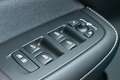 Volvo S60 B4 211PK Automaat Plus Dark / Sportstoelen / Drive Zwart - thumbnail 35