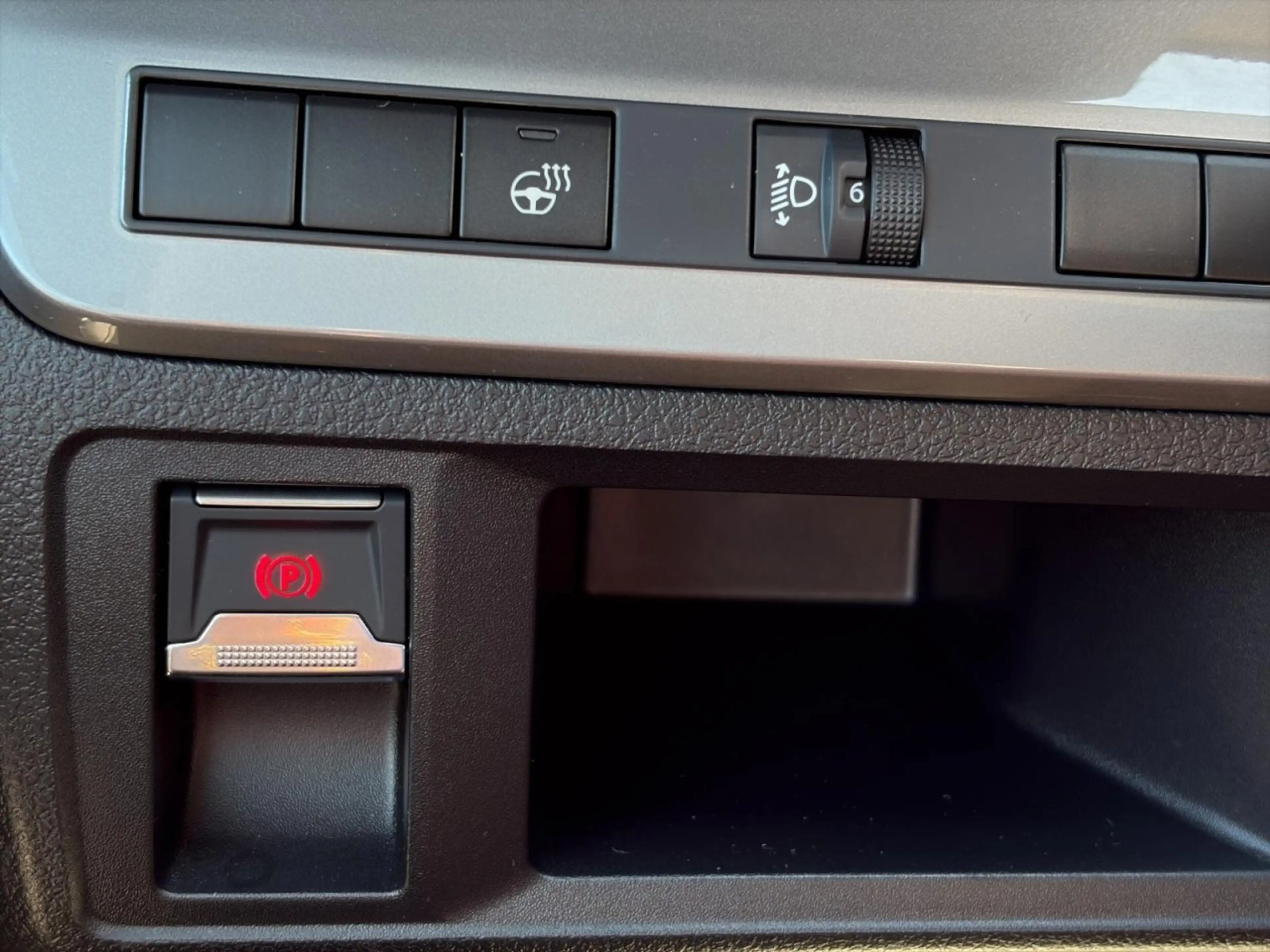 Citroen Holidays BlueHDi 180 M Klima Einparkhilfe Sitzheizung — photo 7