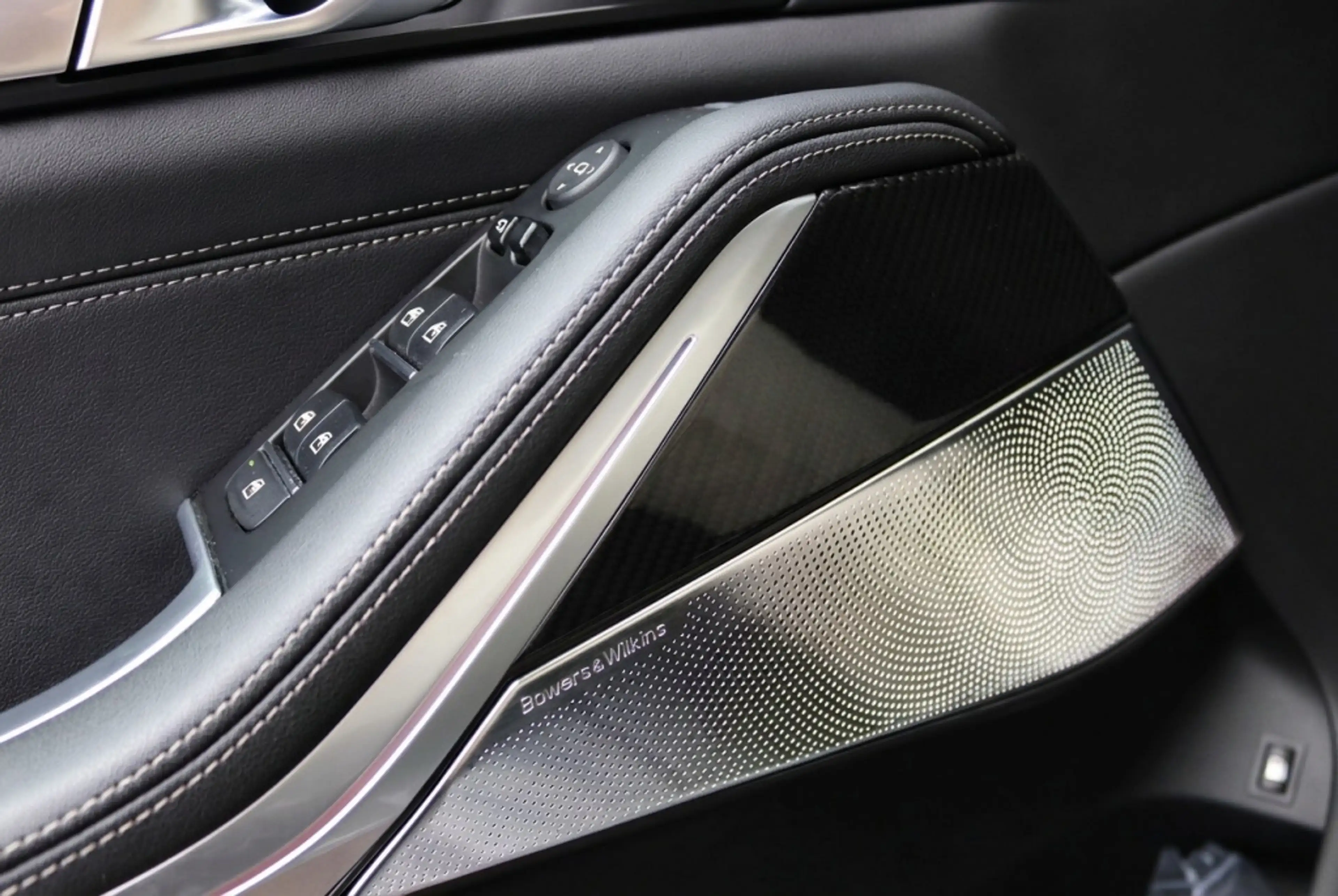 BMW X5 xDrive50e M Sport Launch VOL! Pano | Bowers&Wilkin — photo 26