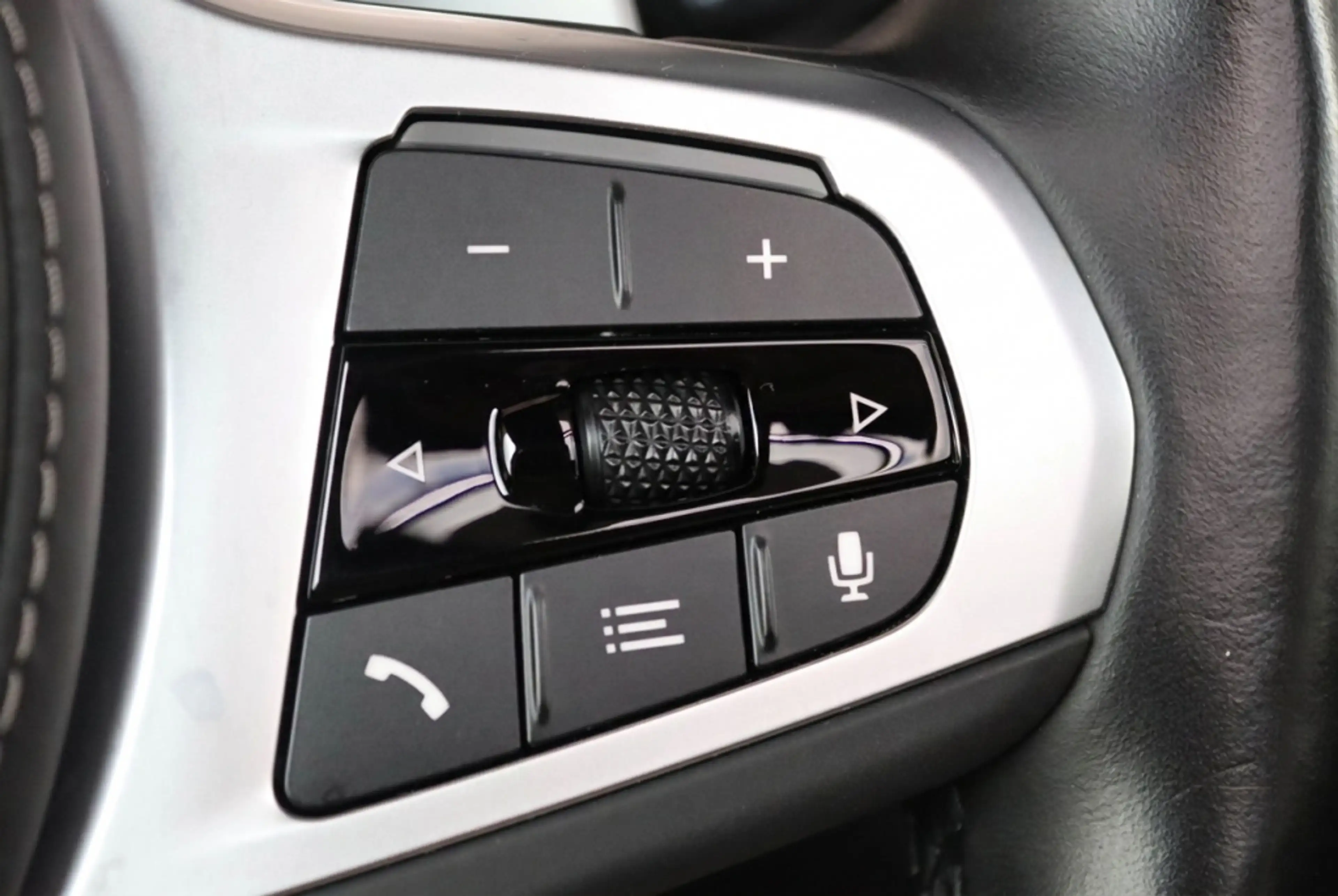 BMW X5 xDrive50e M Sport Launch VOL! Pano | Bowers&Wilkin — photo 20