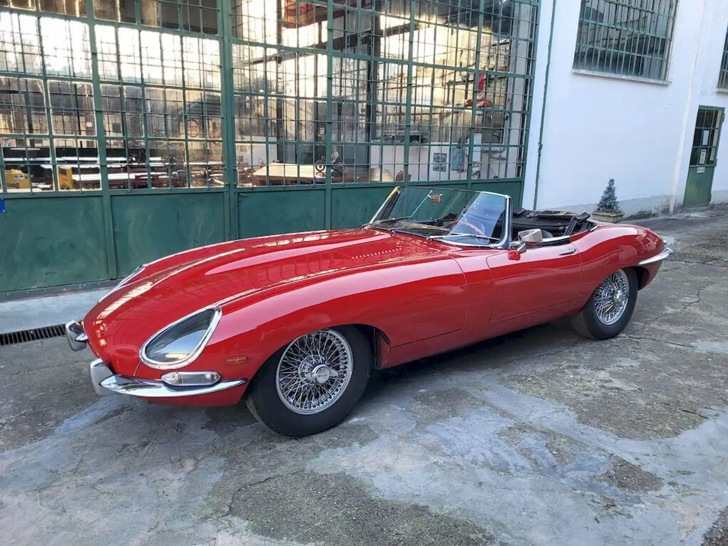 Jaguar E-Type 3.8 L Roadster OTS Series 1 Roşu - 1