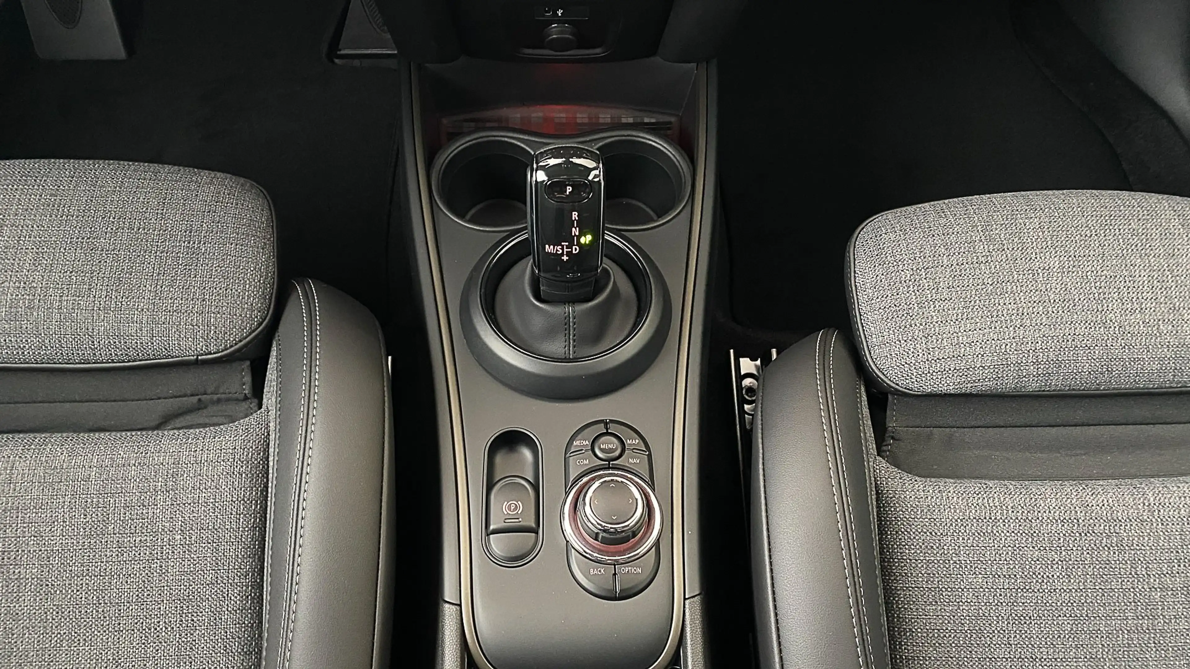 MINI Cooper D Countryman — photo 10