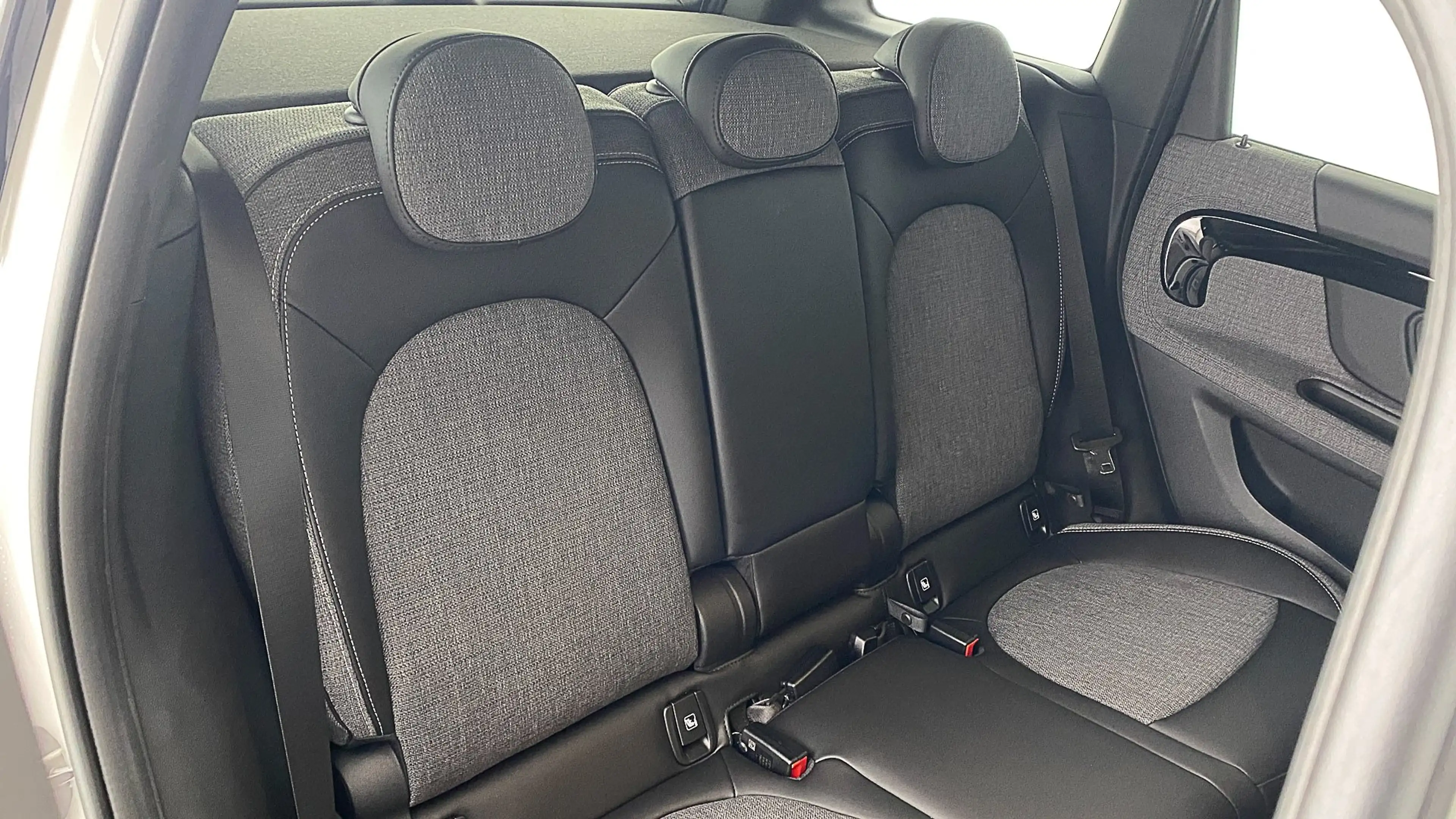 MINI Cooper D Countryman — photo 6
