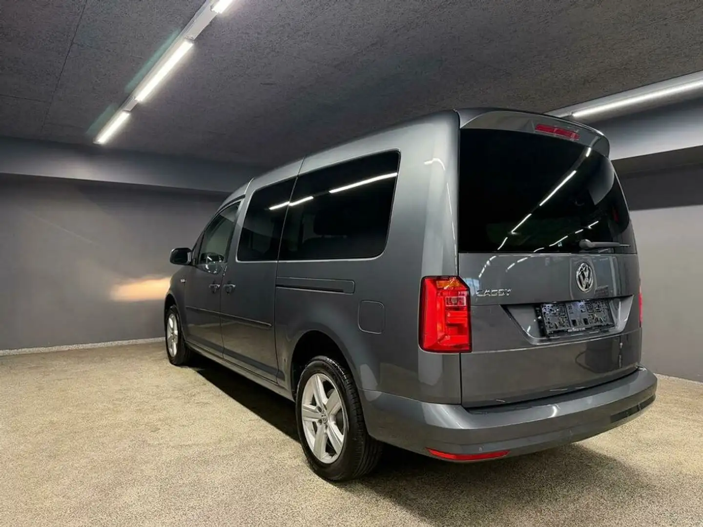 Volkswagen Caddy Maxi DSG MAXI * KLIMA * TEMP * PDC *DAB Grau - 2