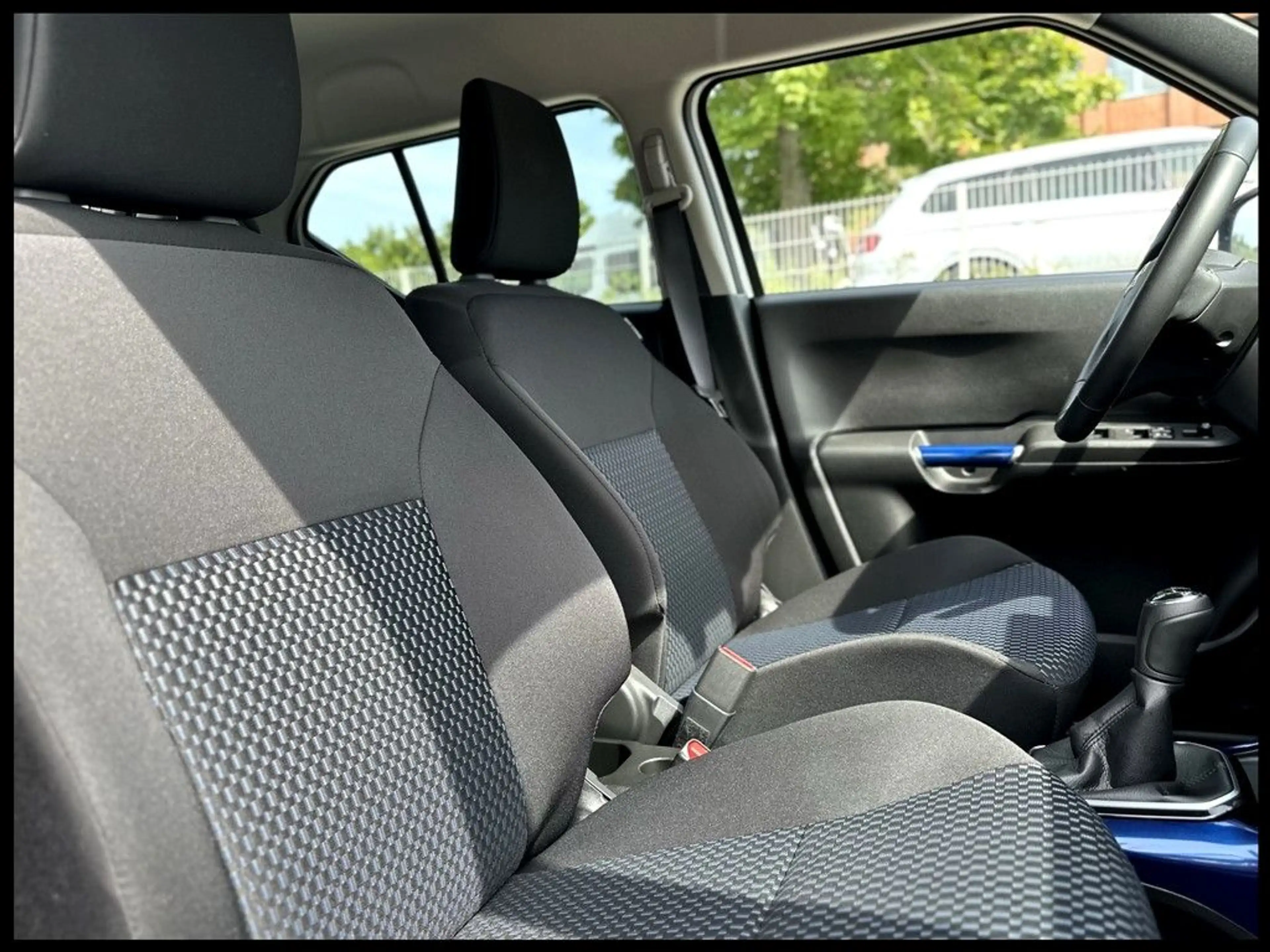 Suzuki Ignis IGNIS 1.2 DUALJET HYBRID ALLGRIP COMFORT+ — photo 11