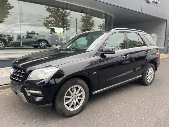 Mercedes-Benz ML 250 4M 7G-TRONIC TREKHAAK LEDER NAVI VERWAR ZETEL