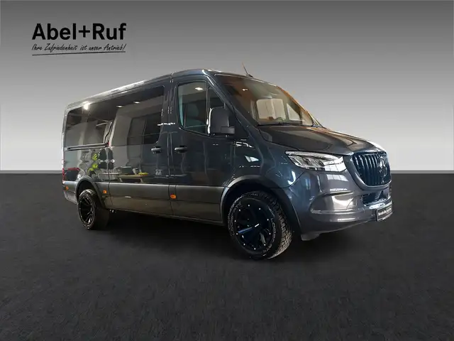Mercedes-Benz Sprinter view 6