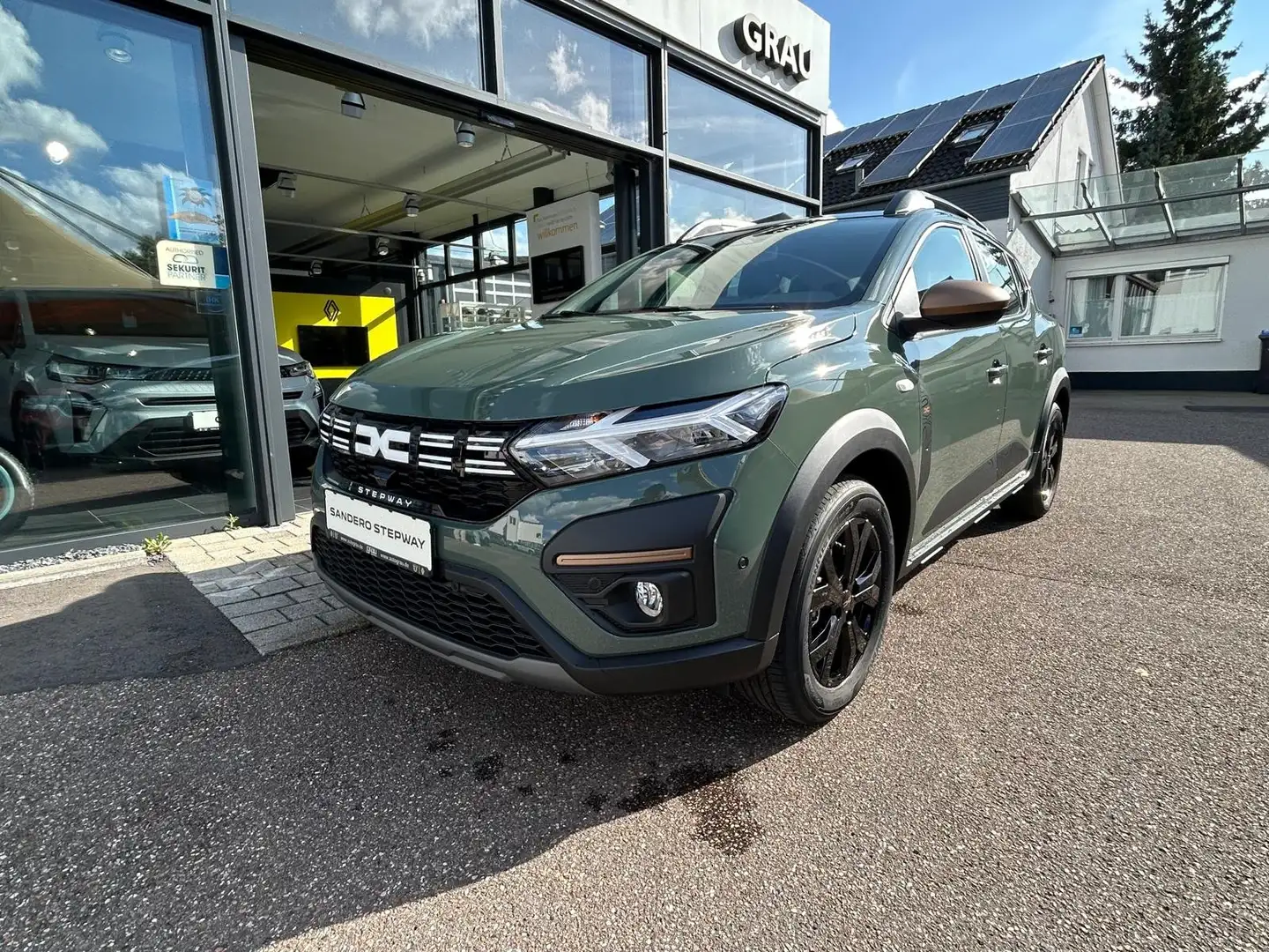 Dacia Sandero Stepway Extreme+ Eco-G 100 PS Vert - 2