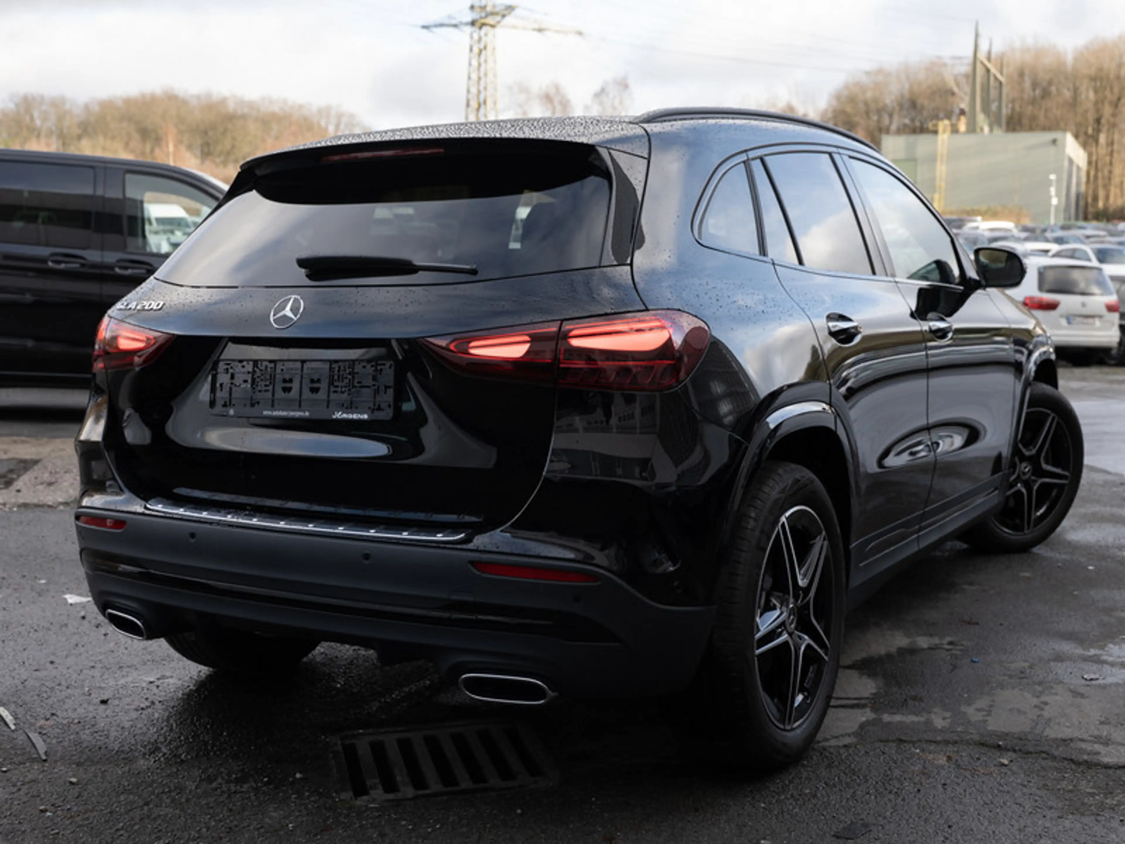 Mercedes-Benz GLA 200 AMG-Sport/MLB/360/Pano/AHK/Night/Distr — photo 4