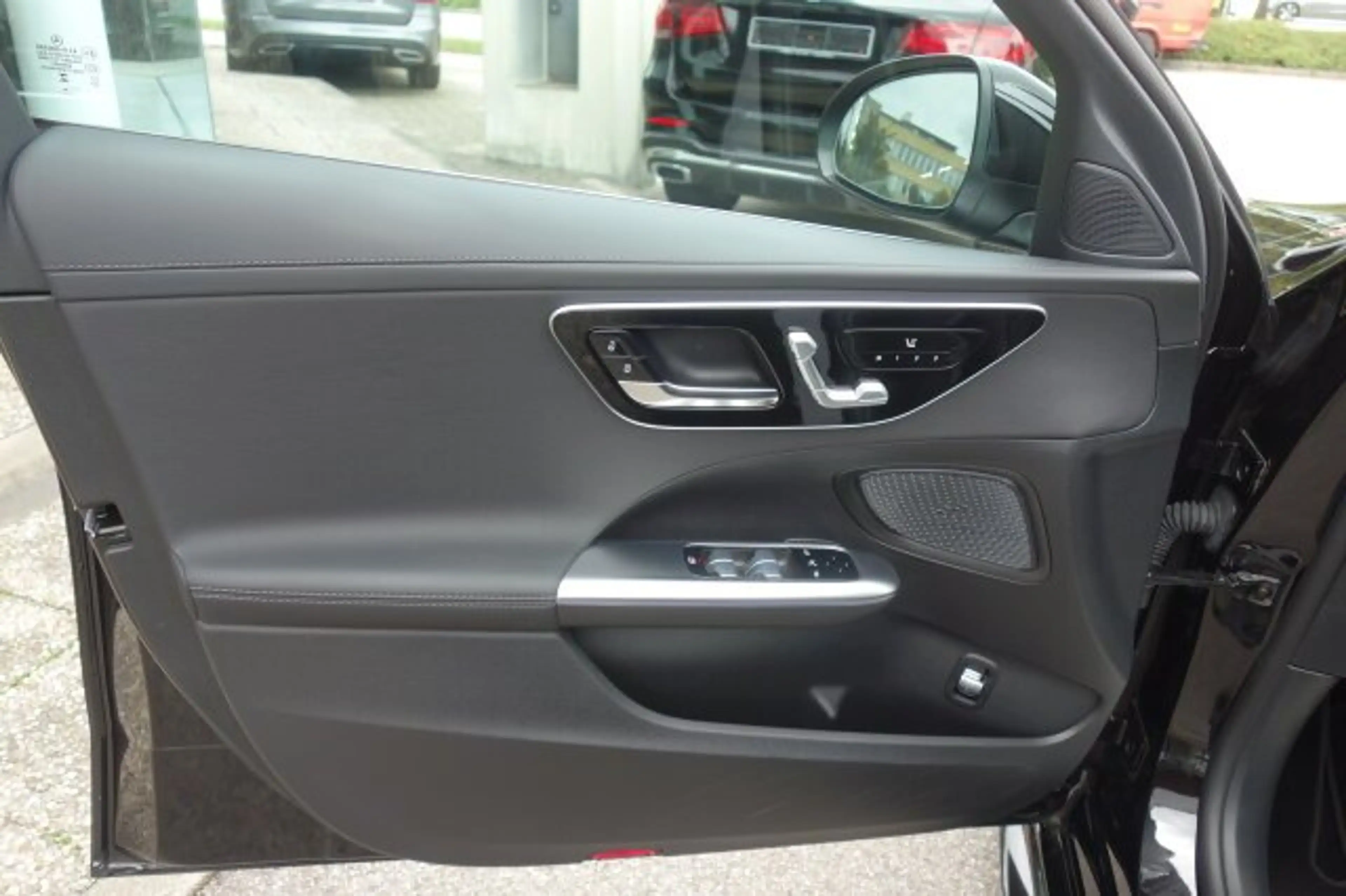 Mercedes-Benz C 200 C 200 d AMG Line LED WINTER PAK MEMORY KAMERA — photo 10