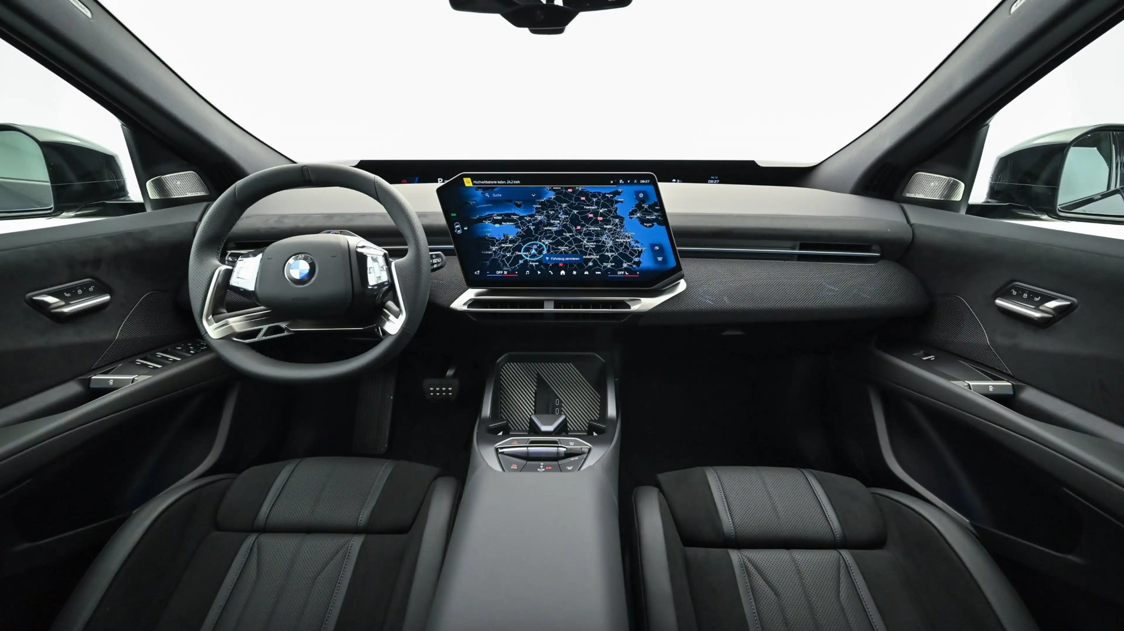BMW iX3 50 xDrive — photo 6