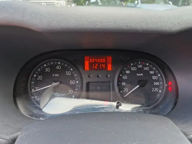 Renault Clio view 10