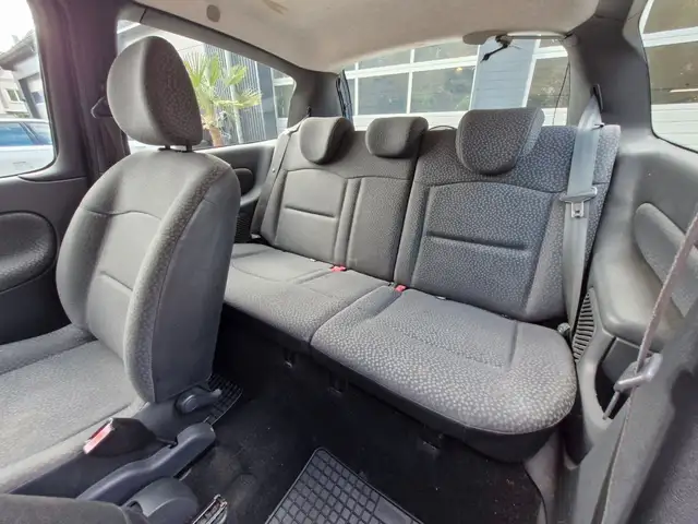 Renault Clio view 15
