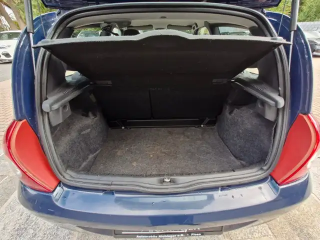 Renault Clio view 14