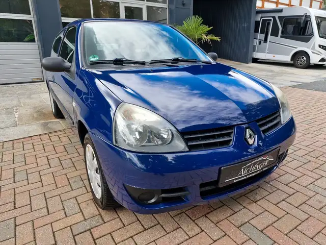 Renault Clio view 3