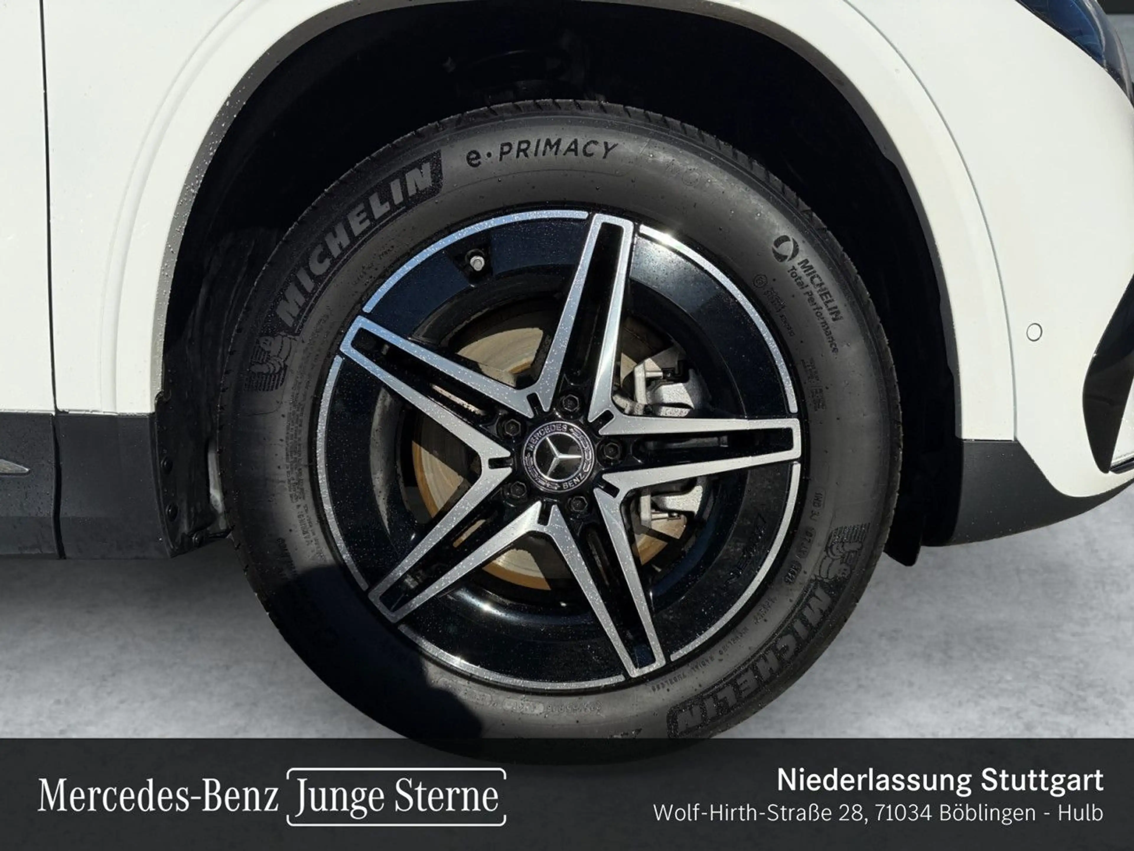 Mercedes-Benz EQA 250 AMG+PLUS-PAKET+PANO+360+MEMORY+KEYLESS — photo 3