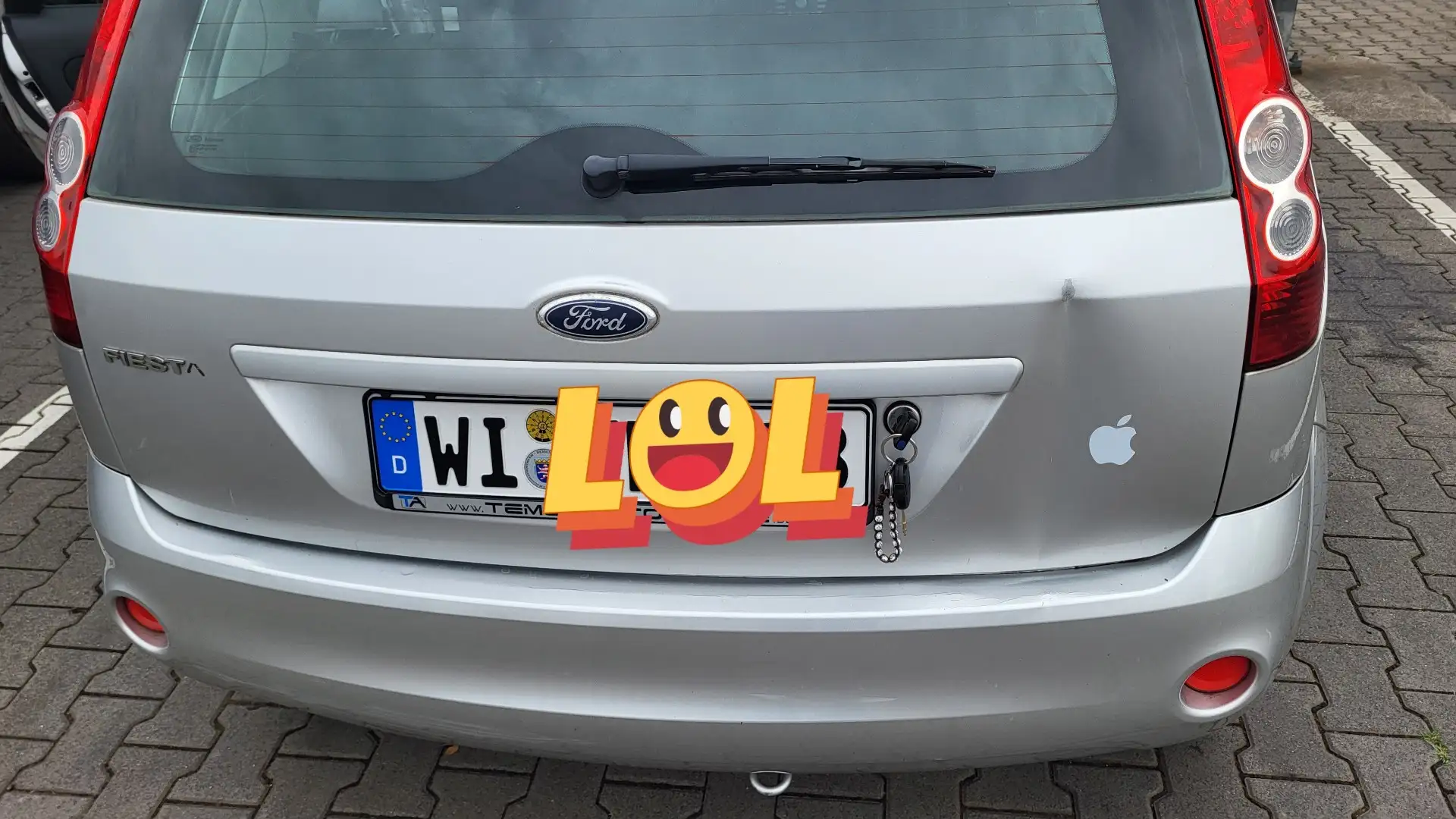 Ford Fiesta Ghia - 2