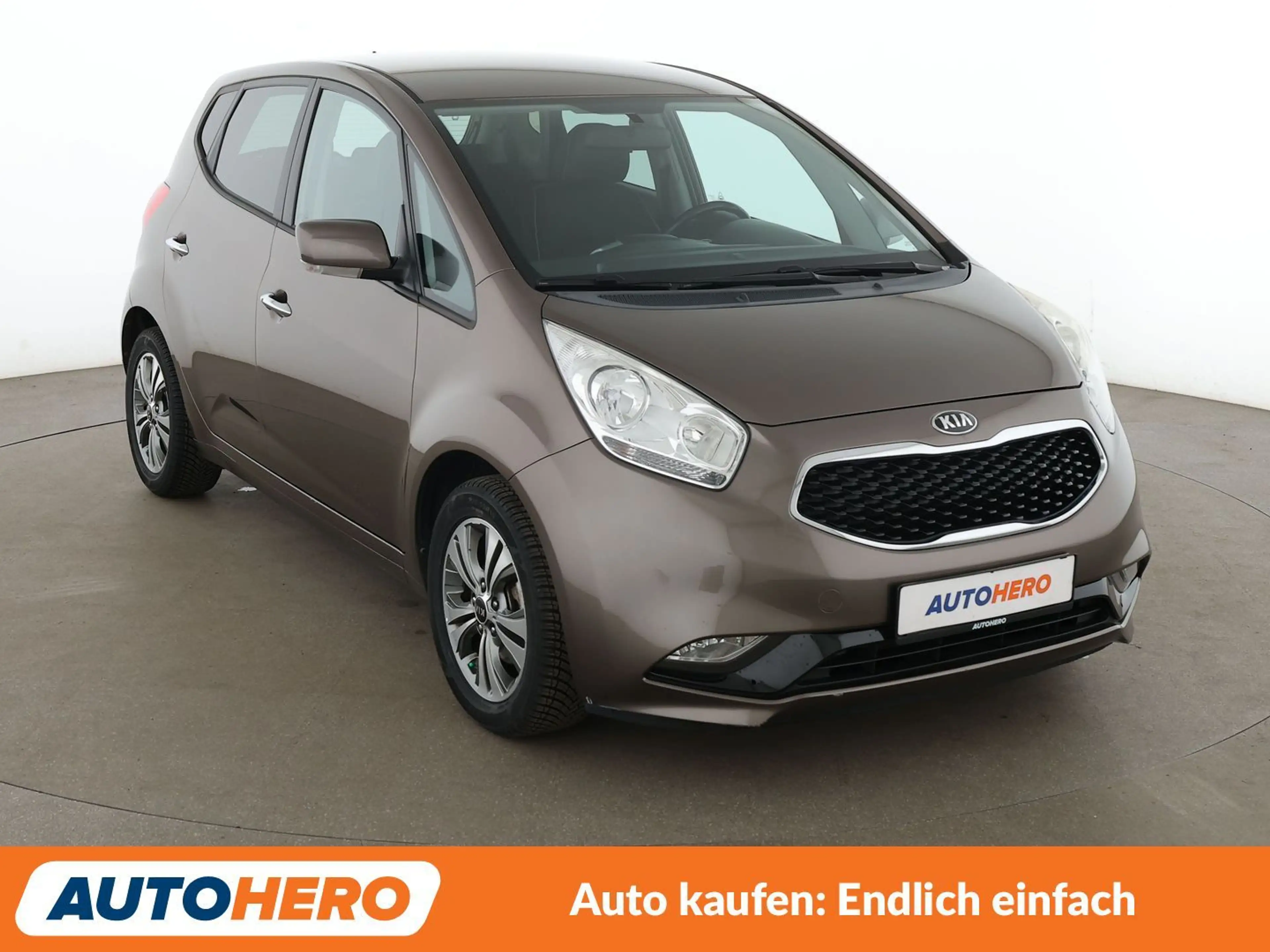 Kia Venga 1.6 Dream Team Aut.*NAVI*PDC*SHZ*ALU*KLIMA* — photo 8