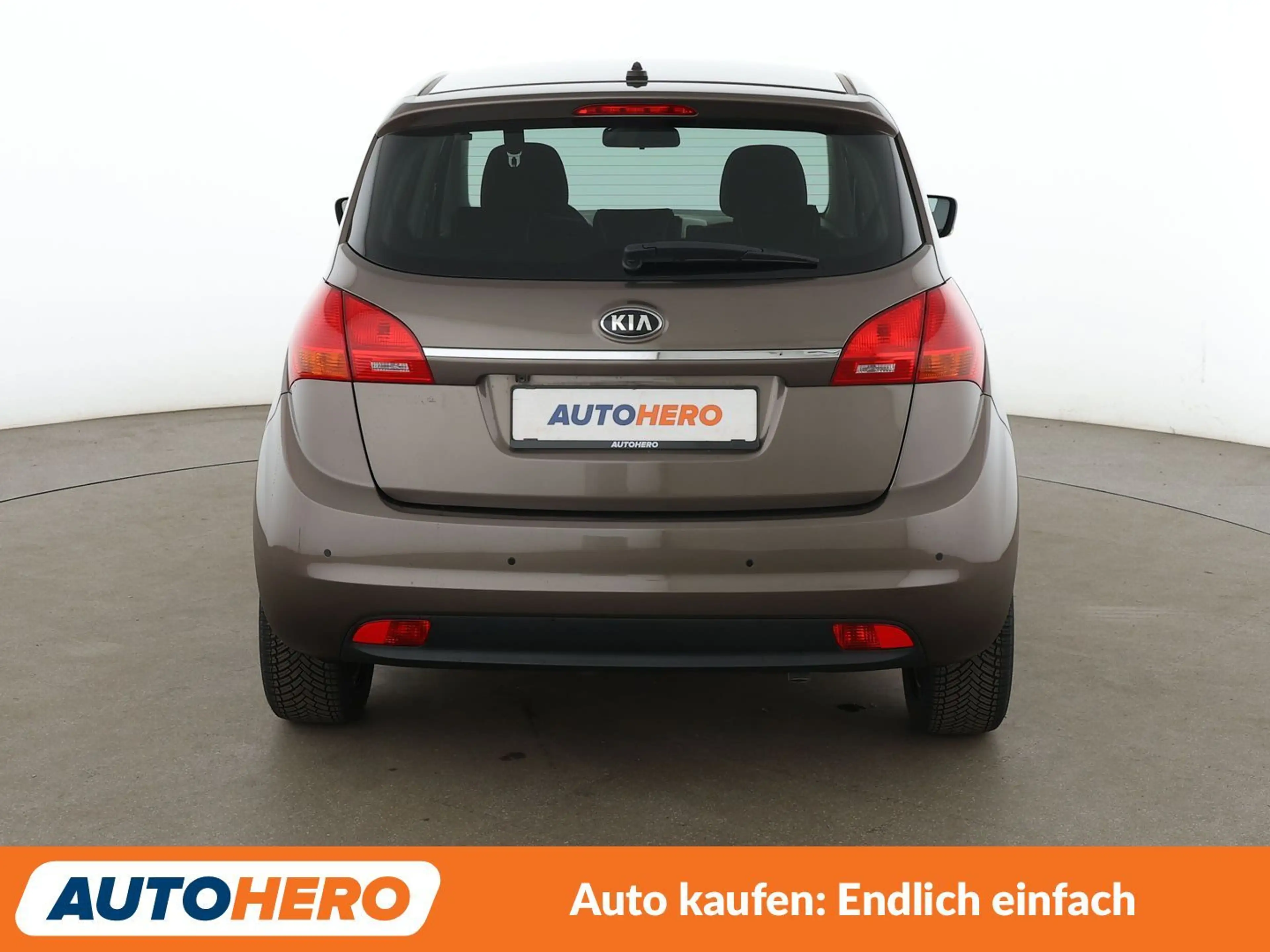 Kia Venga 1.6 Dream Team Aut.*NAVI*PDC*SHZ*ALU*KLIMA* — photo 5