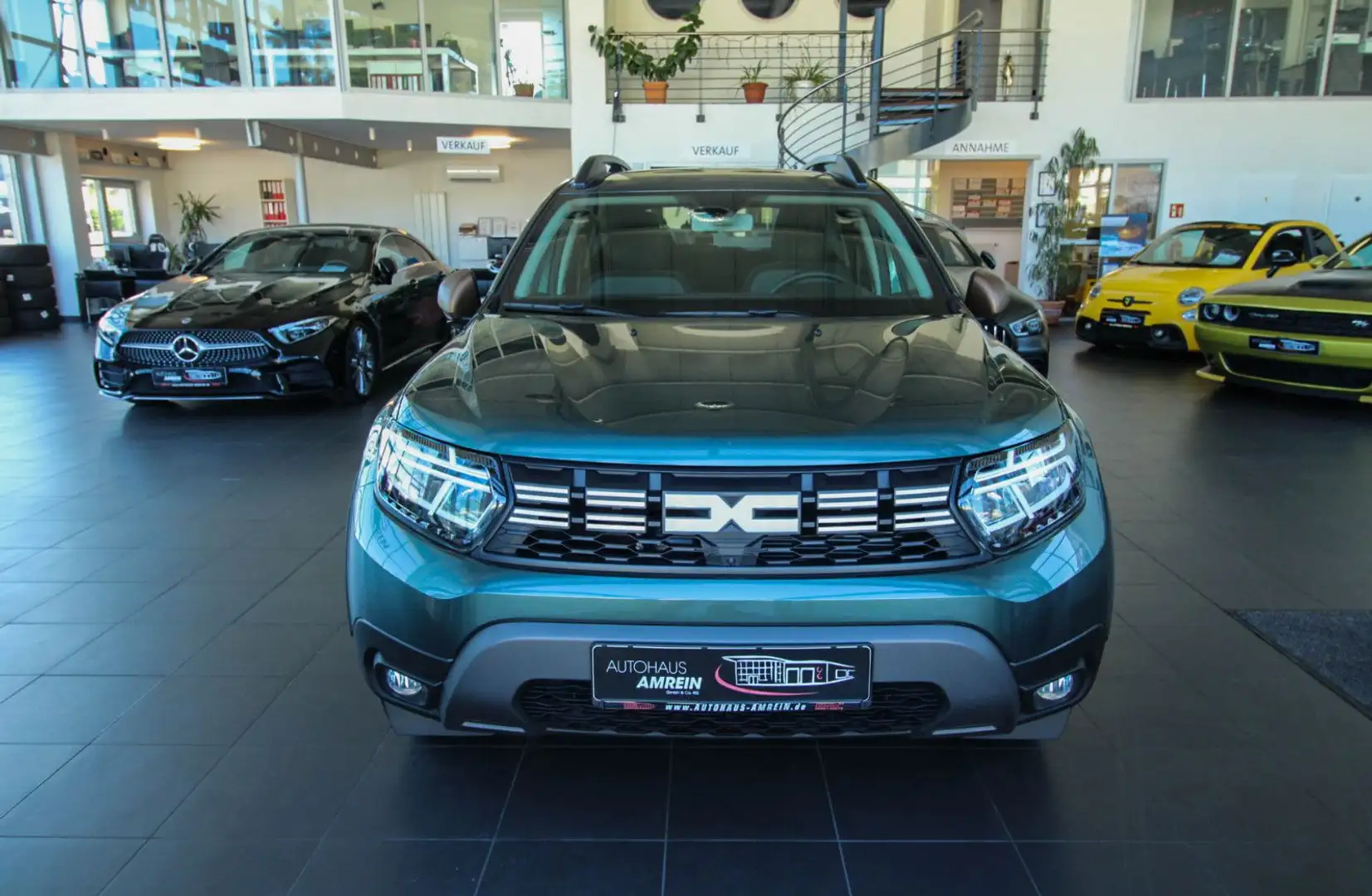 Dacia Duster II Extreme TCe 150 Technik Paket/360°/LED Grün - 2