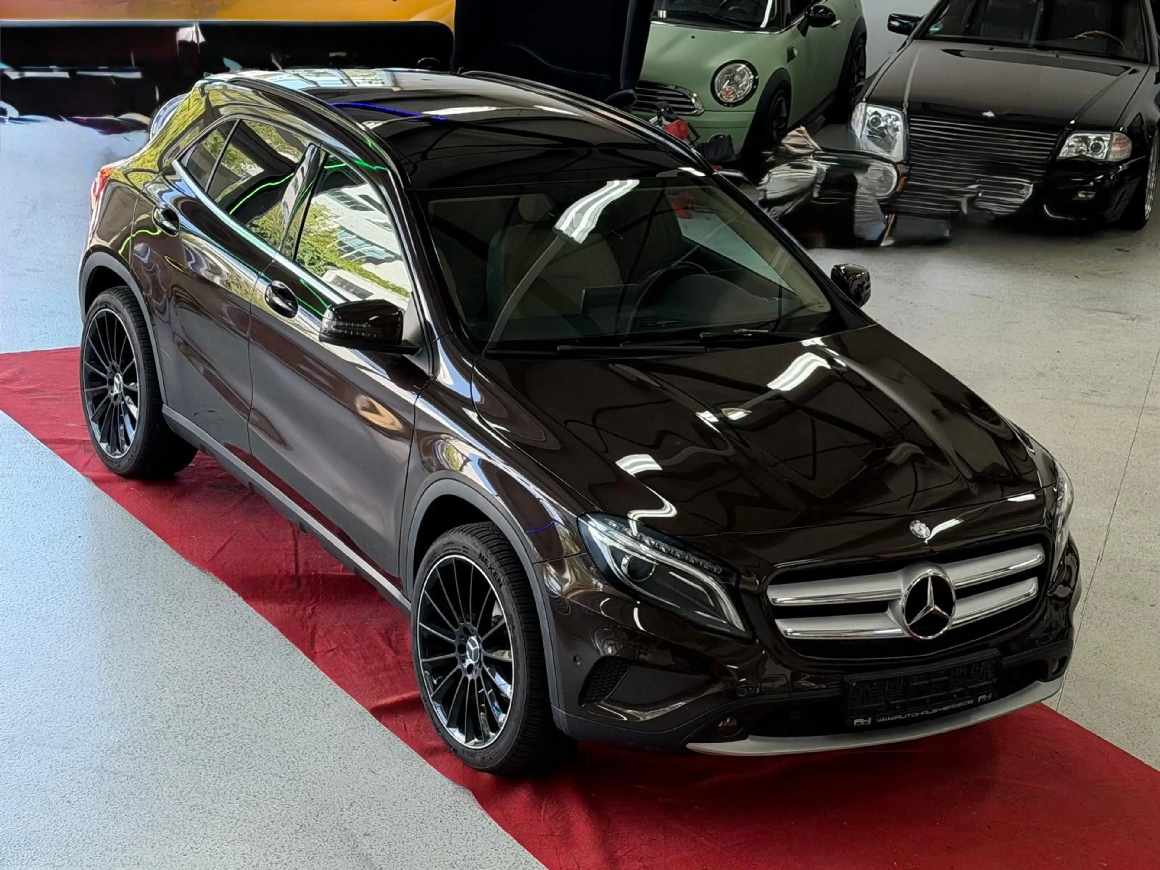 Mercedes-Benz GLA 200 -AMG Line -20" -Automatik -Style