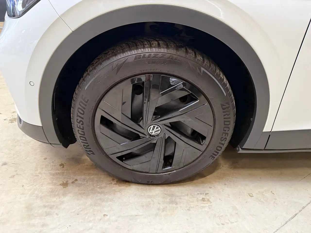 Volkswagen ID.4 Pro Performance 77 kWh - SOH 95.9 7